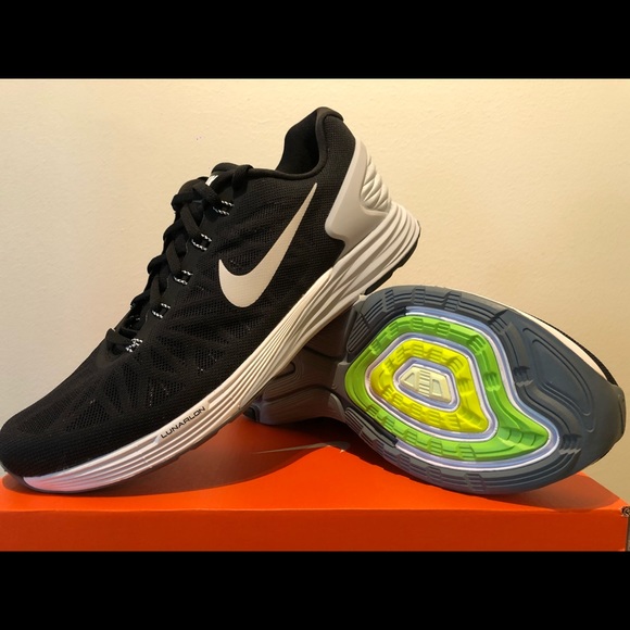 nike run easy soft and supportive lunarlon